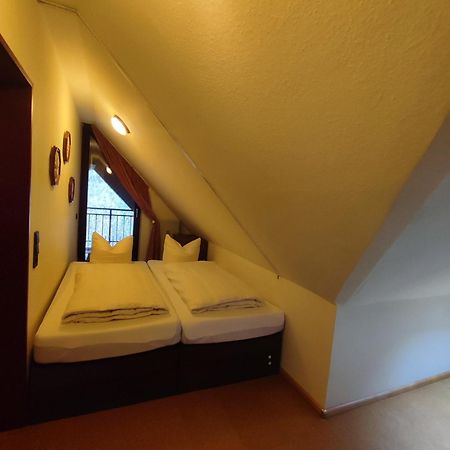 Panorama Oase Ferienwohnung Mit Blick Auf Mosel Und Reichsburg Cochem Buitenkant foto