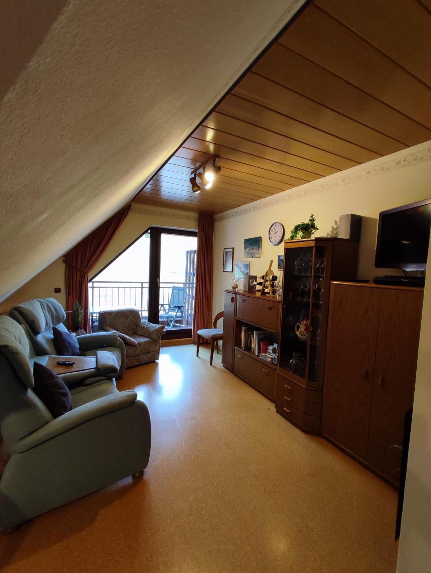 Panorama Oase Ferienwohnung Mit Blick Auf Mosel Und Reichsburg Cochem Buitenkant foto